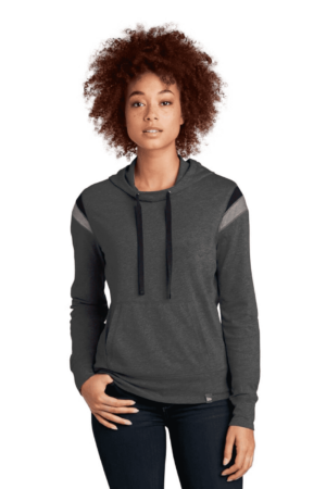 New Era  Women's Heritage Blend Varsity Hoodie LNEA108